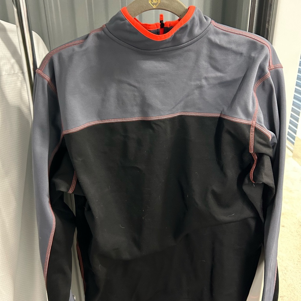 Like new addias pull over track jacket. - Picture 2 of 2